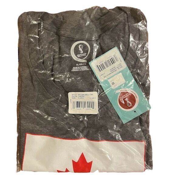 Adults FIFA World Cup T-Shirt In Color Canada - Picture 7 of 7